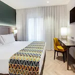 Отель Eurostars Puerta Real 4*