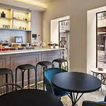 Eurostars Puerta Real Гранада