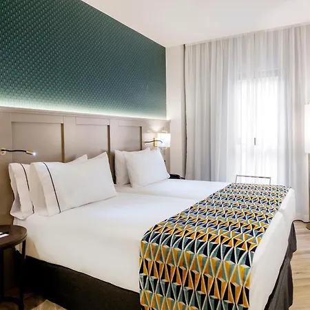Eurostars Puerta Real Hotel