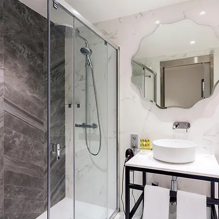 Eurostars Puerta Real Granada