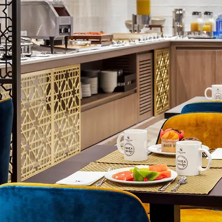 Eurostars Puerta Real 4*