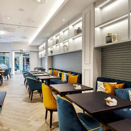 Hotel Eurostars Puerta Real 4*