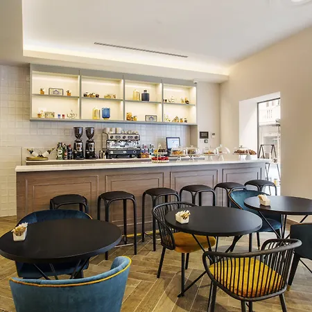 Eurostars Puerta Real Hotel 4*