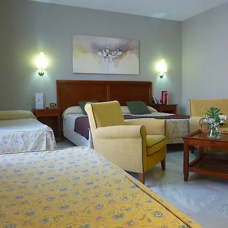 Ξενοδοχείο Eurostars Puerta Real 4*