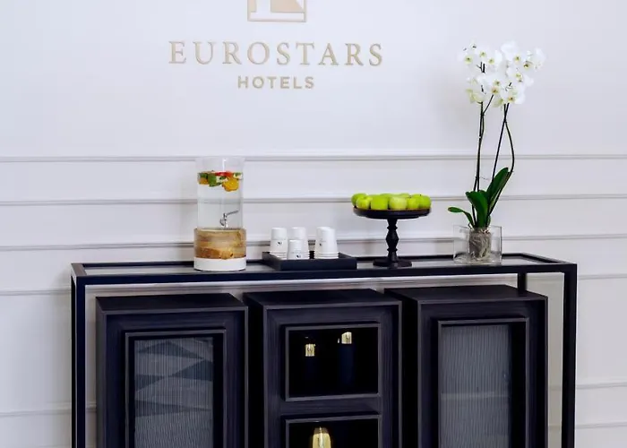 Eurostars Puerta Real Hotel