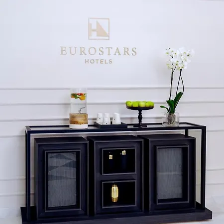 Eurostars Puerta Real Hotel