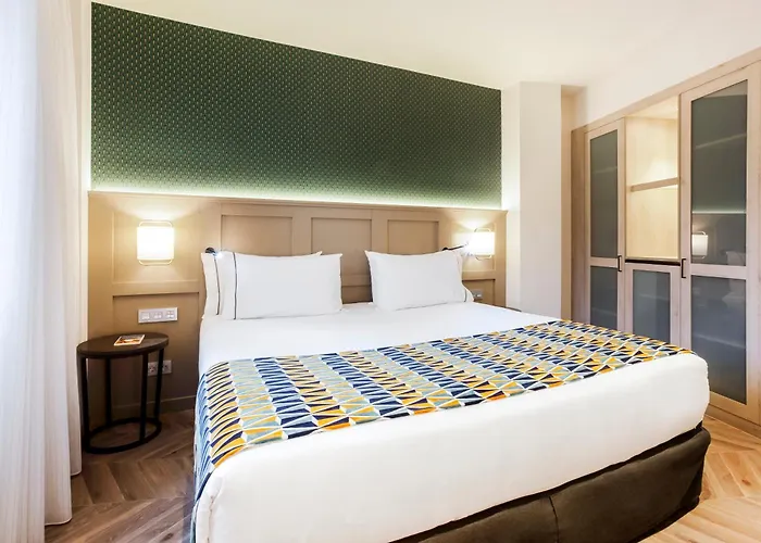 酒店 Eurostars Puerta Real